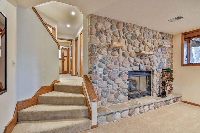 227238 CLIFFSIDE COURT, Wausau, WI 54401