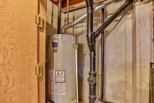 227238 CLIFFSIDE COURT, Wausau, WI 54401