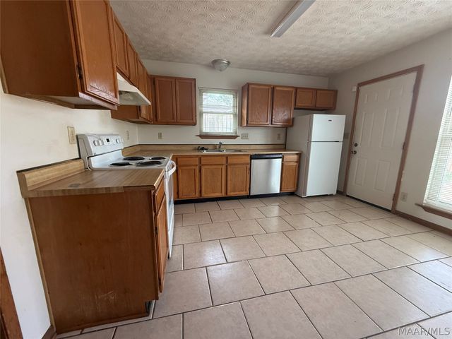 3444 Wickham Road, Montgomery, AL 36116