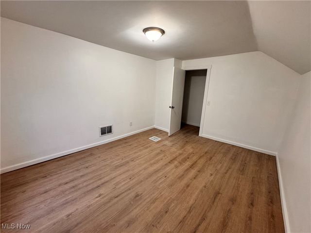 338 17th Street, Elyria, OH 44035