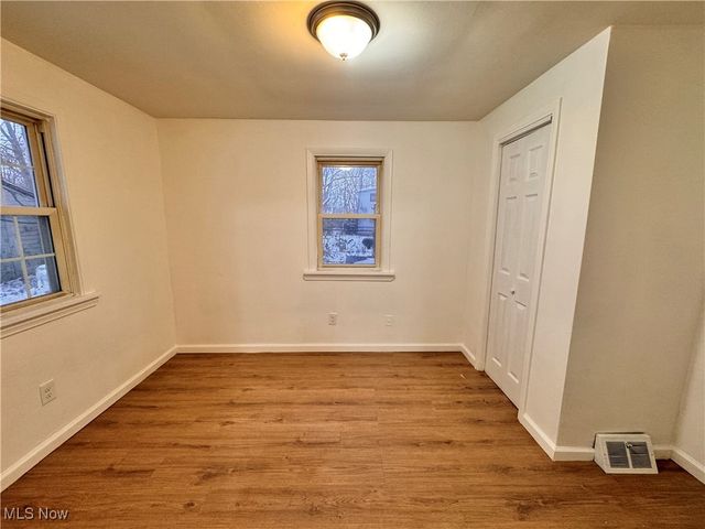 338 17th Street, Elyria, OH 44035