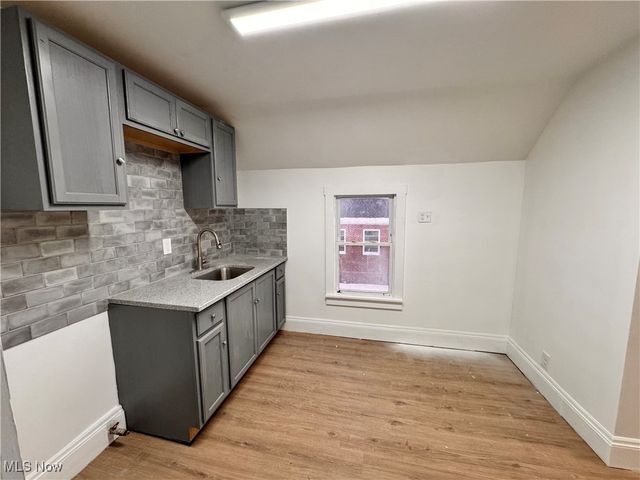 338 17th Street, Elyria, OH 44035