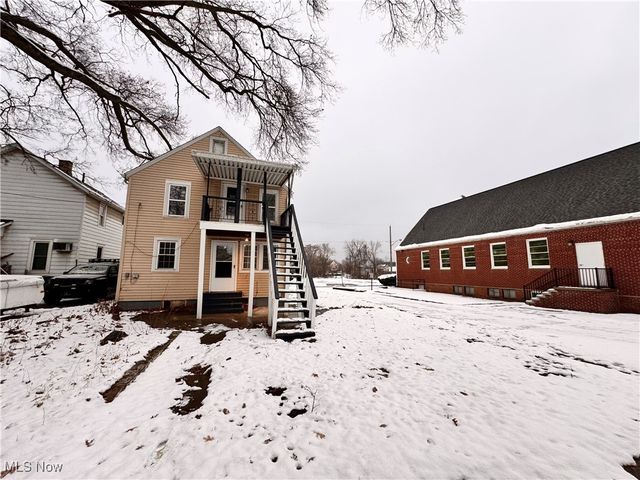 338 17th Street, Elyria, OH 44035