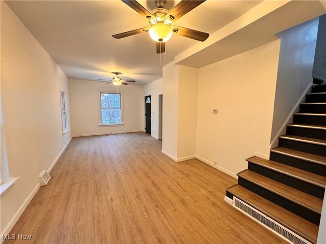 338 17th Street, Elyria, OH 44035