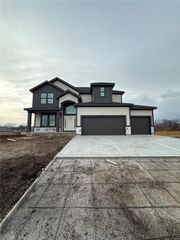 12501 Morgan Street, Excelsior Springs, MO 64024