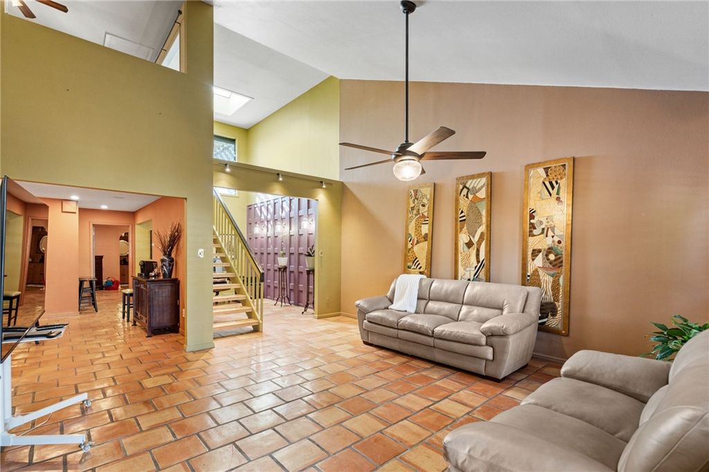 45 Rock Creek Dr, Corpus Christi, TX 78412 — photo 4