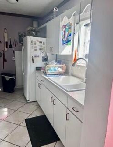 2010 Seidenberg Avenue, Key West, FL 33040