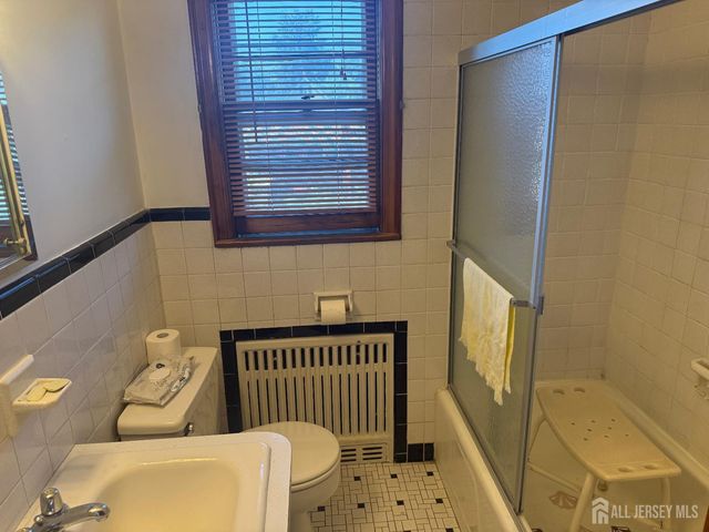 304 Fairlamb Avenue, South Plainfield, NJ 07080