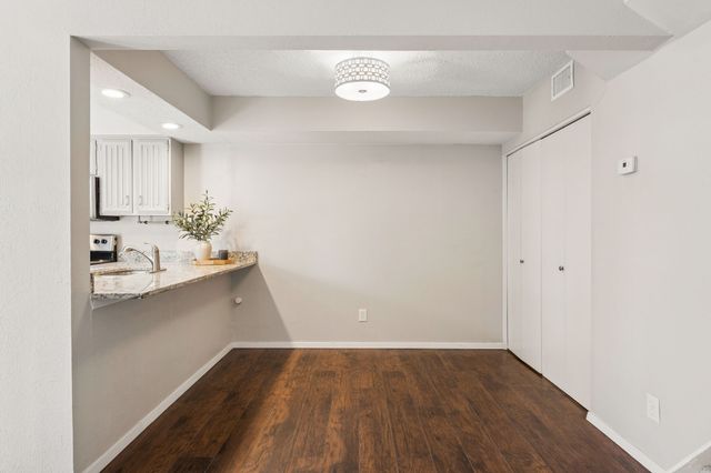 14800 Enterprise Drive 16D, Farmers Branch, TX 75234