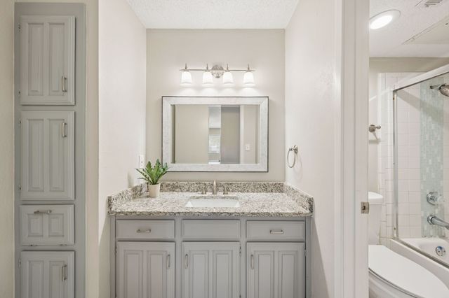 14800 Enterprise Drive 16D, Farmers Branch, TX 75234