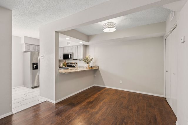 14800 Enterprise Drive 16D, Farmers Branch, TX 75234