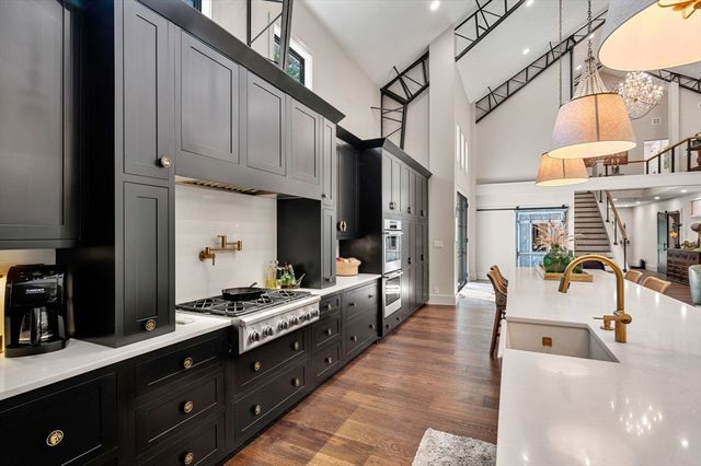 41 Myrtle St, Norfolk, MA 02056