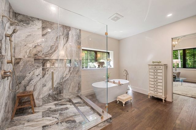 41 Myrtle St, Norfolk, MA 02056