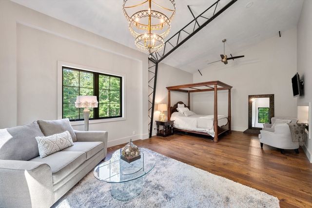 41 Myrtle St, Norfolk, MA 02056