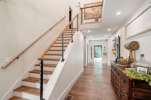 41 Myrtle St, Norfolk, MA 02056
