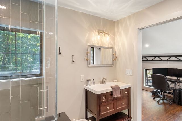 41 Myrtle St, Norfolk, MA 02056