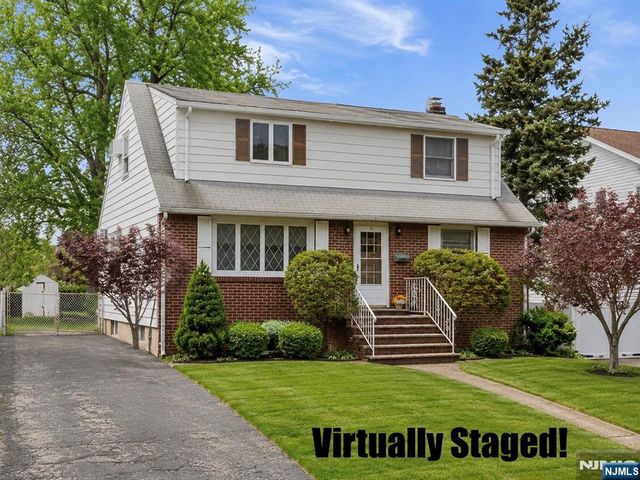 123 Summit Avenue, Elmwood Park, NJ 07407