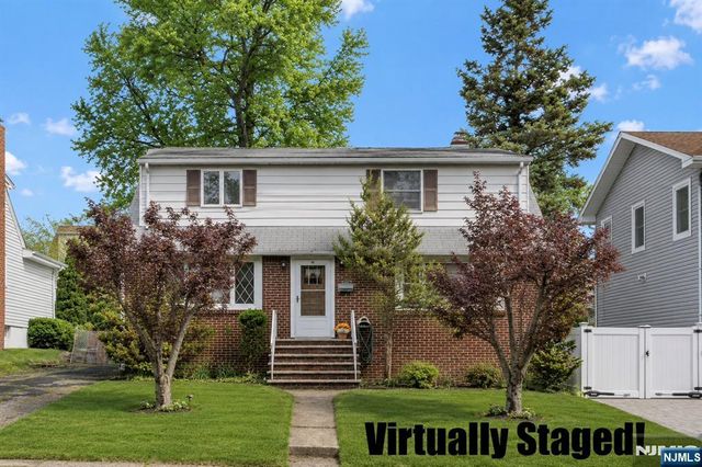 123 Summit Avenue, Elmwood Park, NJ 07407