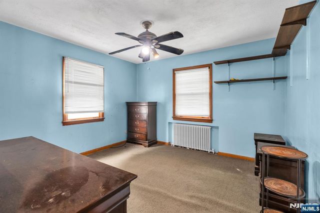 123 Summit Avenue, Elmwood Park, NJ 07407