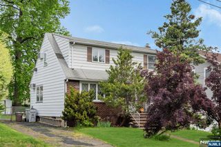 123 Summit Avenue, Elmwood Park, NJ 07407