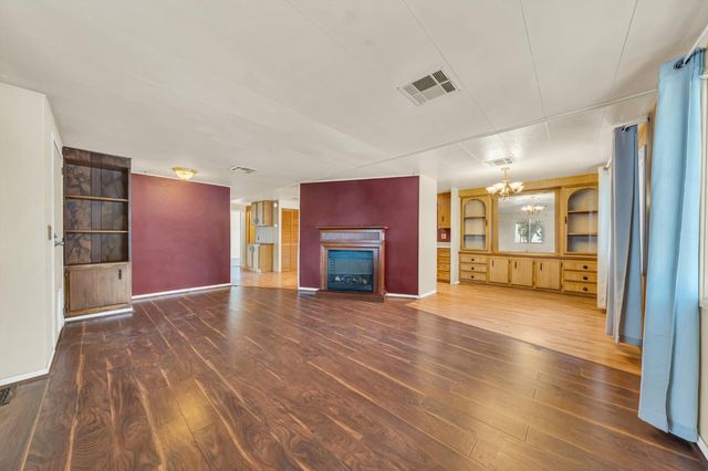559 Patton Dr, Roseville, CA 95747
