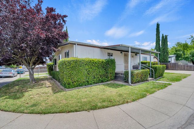 559 Patton Dr, Roseville, CA 95747