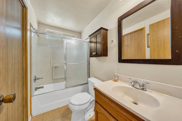 559 Patton Dr, Roseville, CA 95747