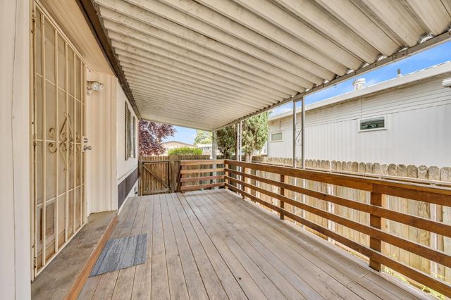 559 Patton Dr, Roseville, CA 95747