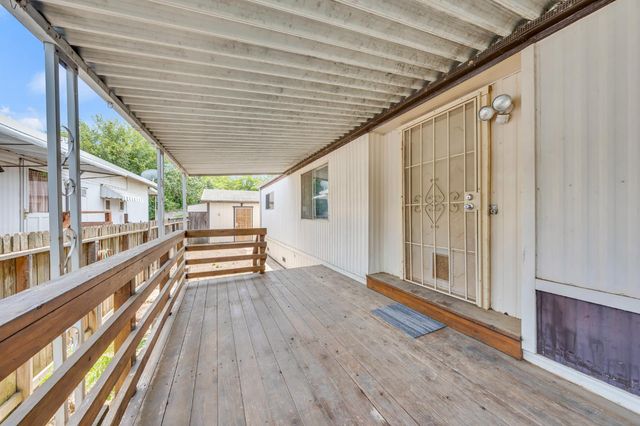 559 Patton Dr, Roseville, CA 95747