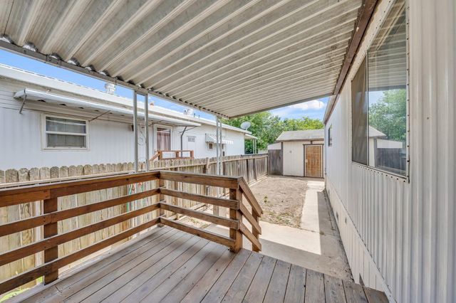 559 Patton Dr, Roseville, CA 95747