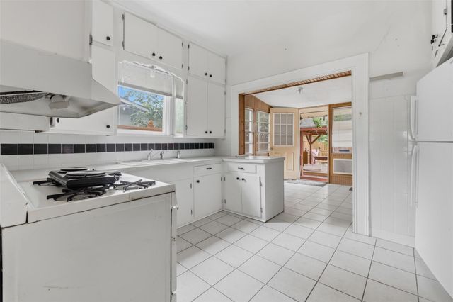 516 Everton Street, Houston, TX 77003