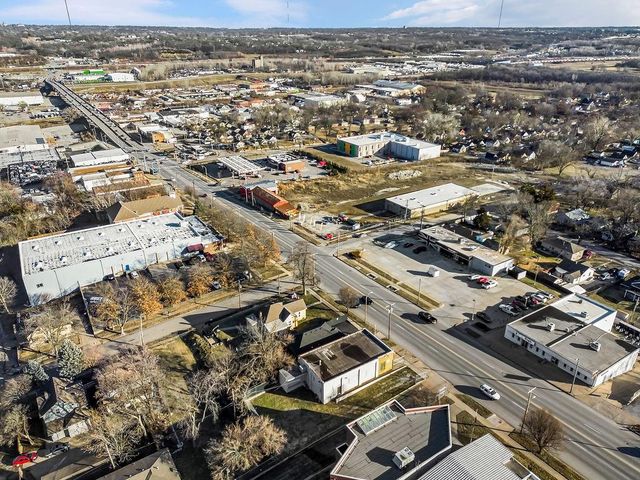 6632 E Truman Road, Kansas City, MO 64126