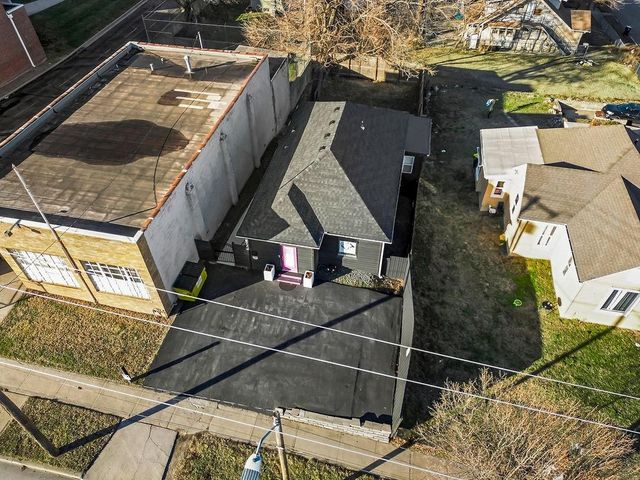 6632 E Truman Road, Kansas City, MO 64126