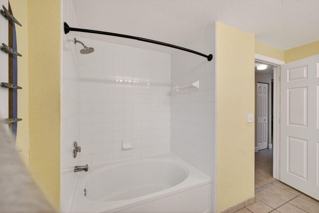 2727 Anzio Court 203, Palm Beach Gardens, FL 33410