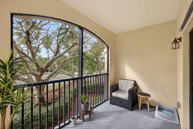 2727 Anzio Court 203, Palm Beach Gardens, FL 33410