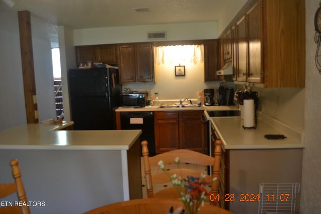 7000 Big Horn Drive B-7, Crossville, TN 38572