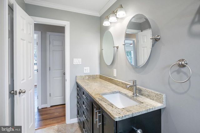 8300 MIDWOOD ST, Alexandria, VA 22308