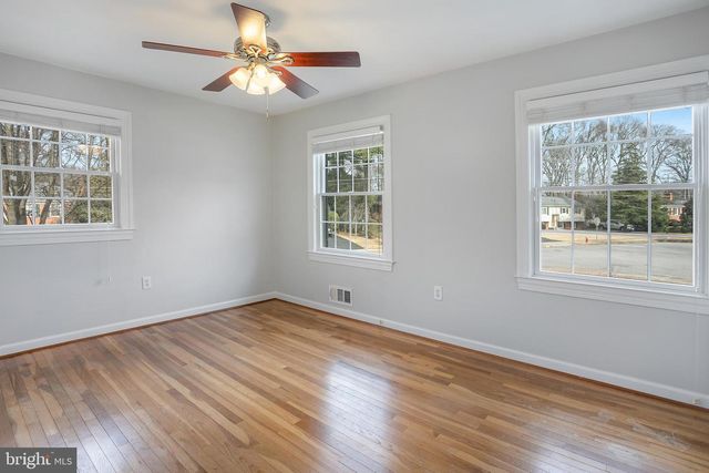 8300 MIDWOOD ST, Alexandria, VA 22308