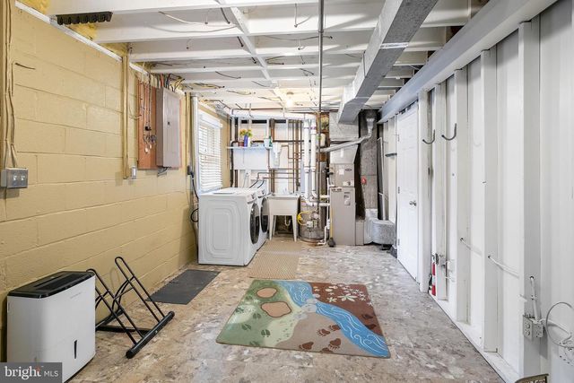 8300 MIDWOOD ST, Alexandria, VA 22308