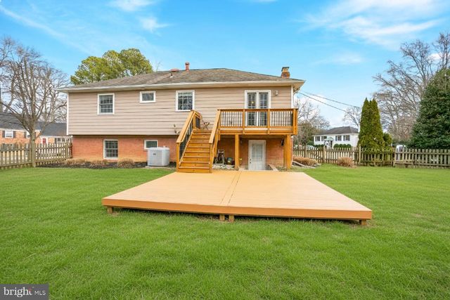 8300 MIDWOOD ST, Alexandria, VA 22308