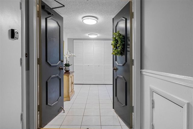 220 BELLEVIEW BOULEVARD 310, Belleair, FL 33756