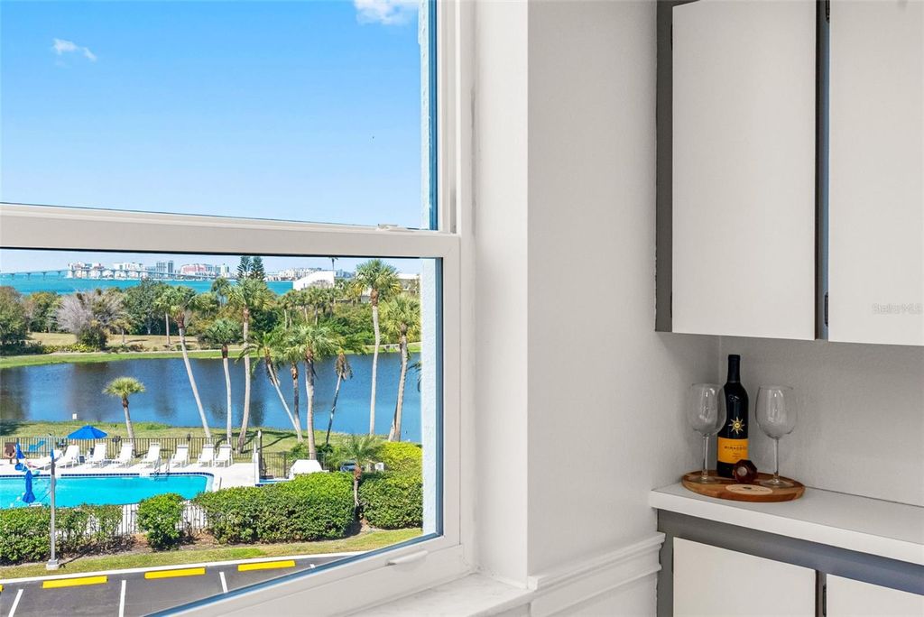 Image 12 of property listing at 220 BELLEVIEW BOULEVARD 310, Belleair, FL 33756