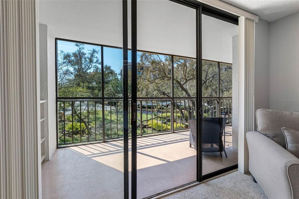 Image 18 of property listing at 220 BELLEVIEW BOULEVARD 310, Belleair, FL 33756