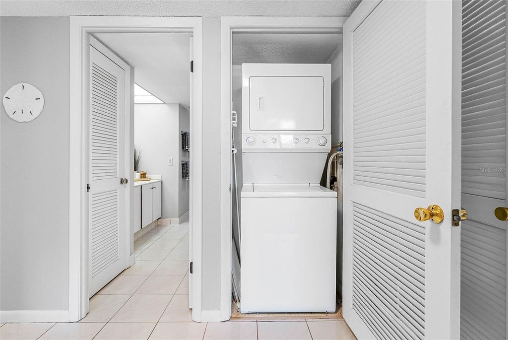 Image 27 of property listing at 220 BELLEVIEW BOULEVARD 310, Belleair, FL 33756