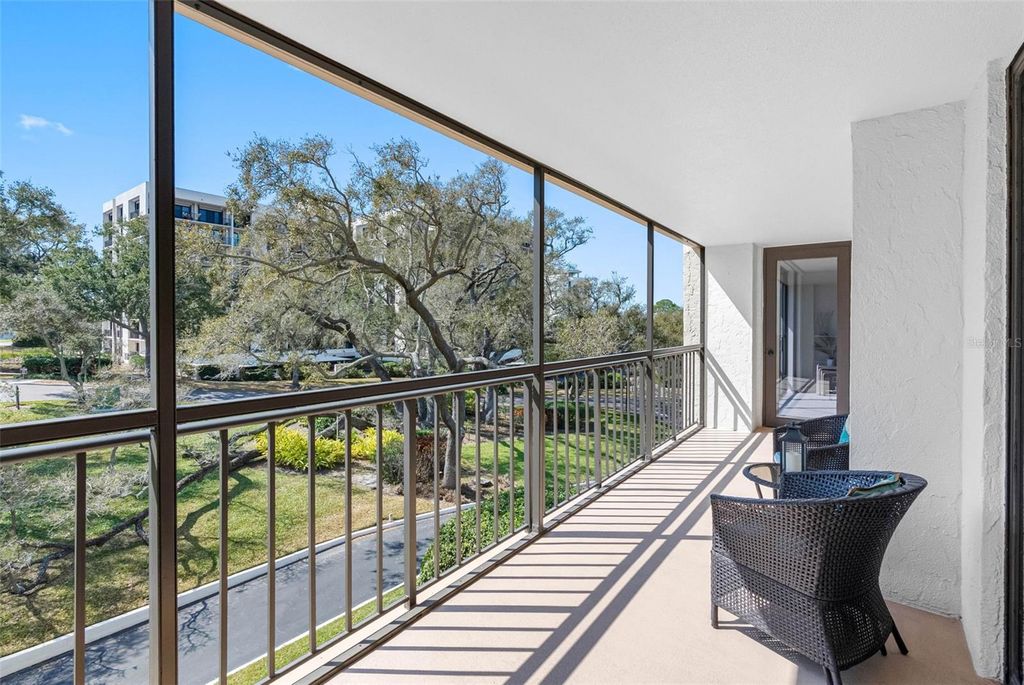 Image 29 of property listing at 220 BELLEVIEW BOULEVARD 310, Belleair, FL 33756