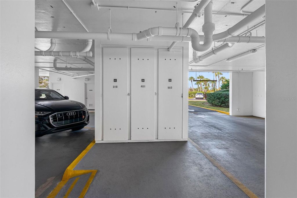 Image 32 of property listing at 220 BELLEVIEW BOULEVARD 310, Belleair, FL 33756