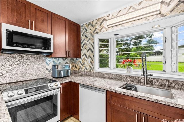 45-694 Halekou Road, Kaneohe, HI 96744
