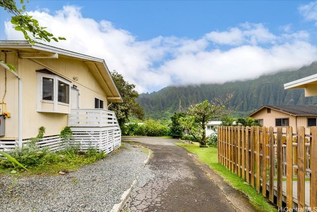 45-694 Halekou Road, Kaneohe, HI 96744