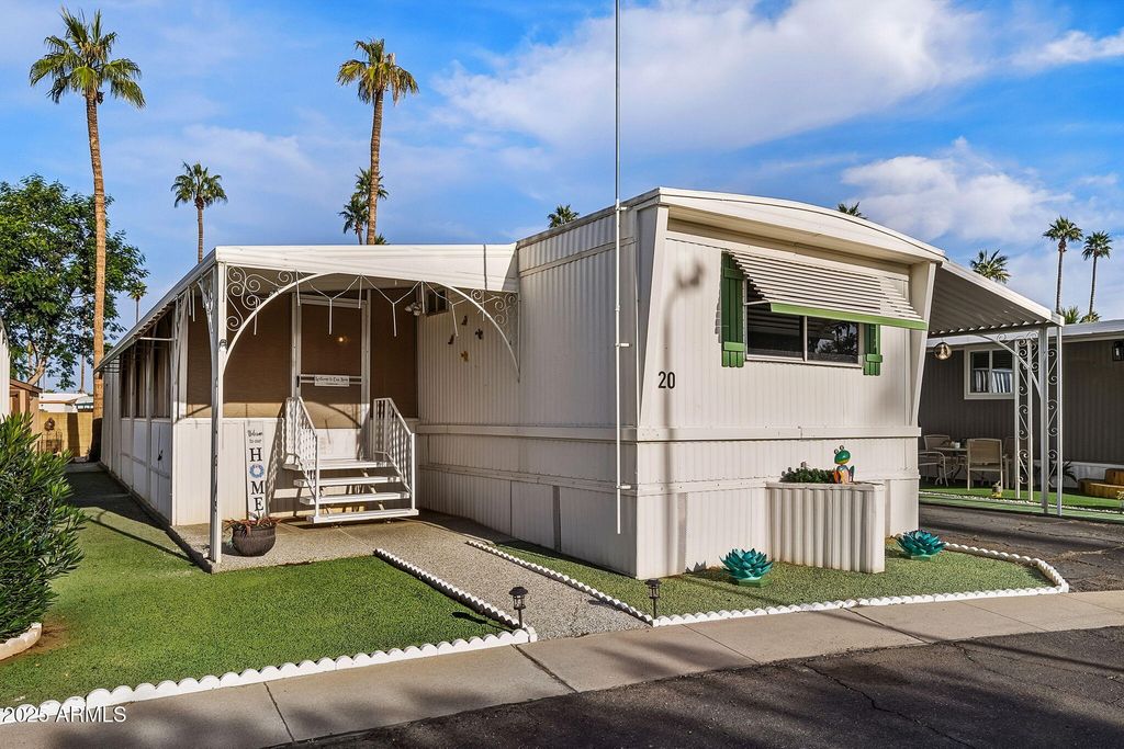 2701 E ALLRED Avenue 20, Mesa, AZ 85204