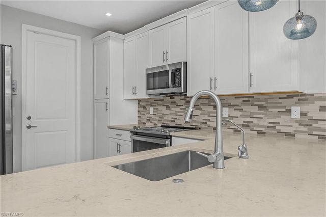 7588 Morgan WAY, Naples, FL 34119